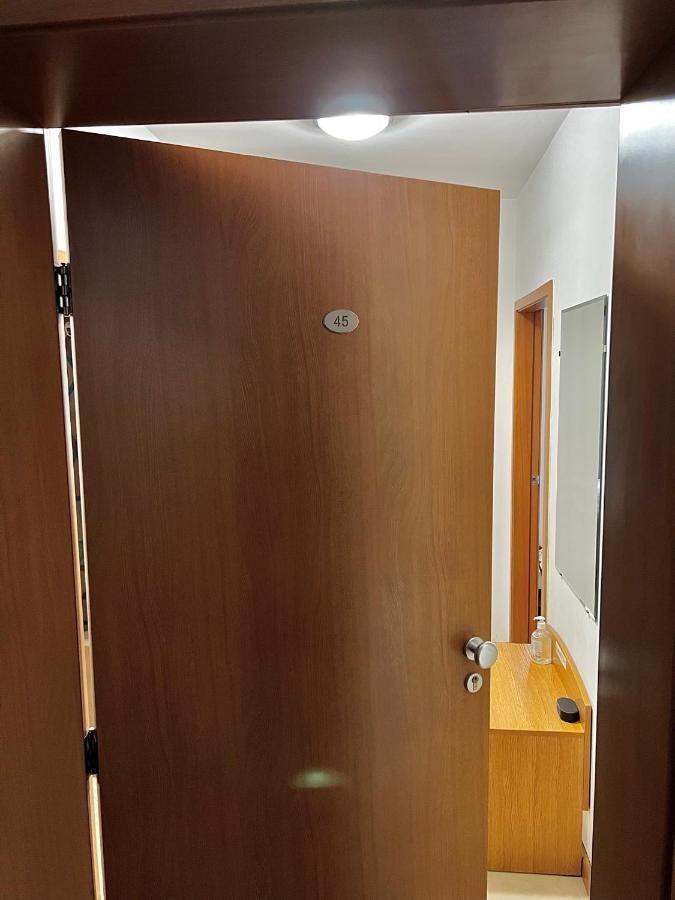 Christina Apartment In Laplandia パンポロボ エクステリア 写真